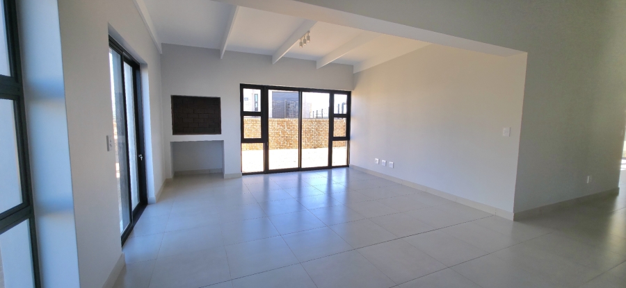 2 Bedroom Property for Sale in Hartland Lifestyle Estate Western Cape